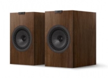 KEF Q3 Meta Speakers in Walnut
