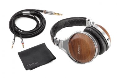 Denon AHD7200 Reference Quality Over Ear Headphones Walnut Accessories